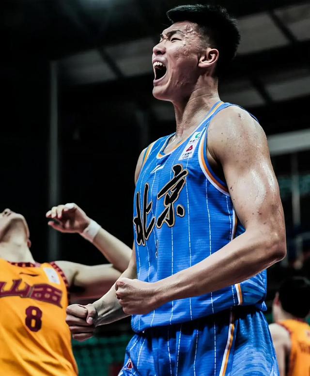 关于赛后NBA总决赛焦点战，成都蓉城刷新队史纪录，更衣室稳定，控场能力受关注的信息